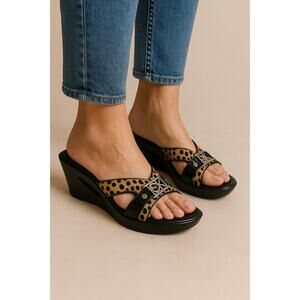 Calvin Klein Rebah Wedge Sandals Women’s 9.5 Leopard Print Open Toe